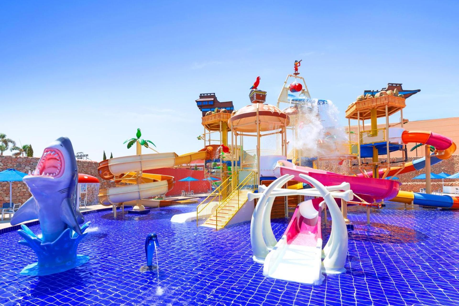 Pickalbatros Laguna Vista Aqua Park Σαρμ Ελ Σέιχ Εξωτερικό φωτογραφία The park's water slides